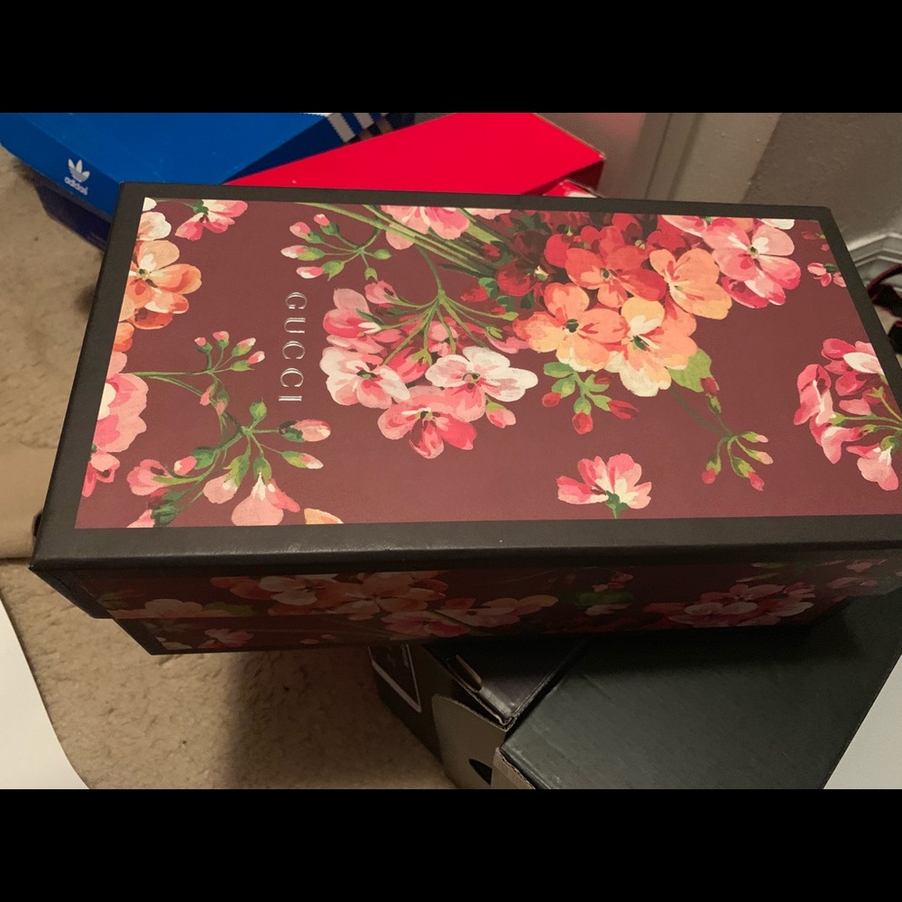 Authentic Gucci espadrilles